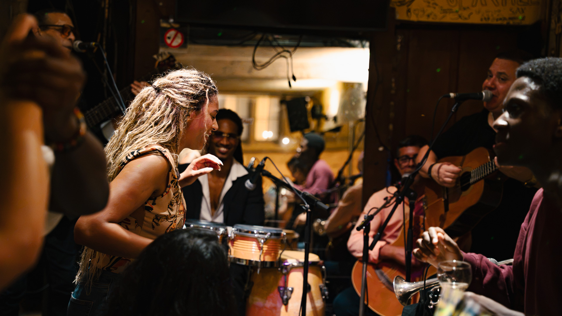 Che Habana Café atmosphere, Cuban bar with live music in Brussels